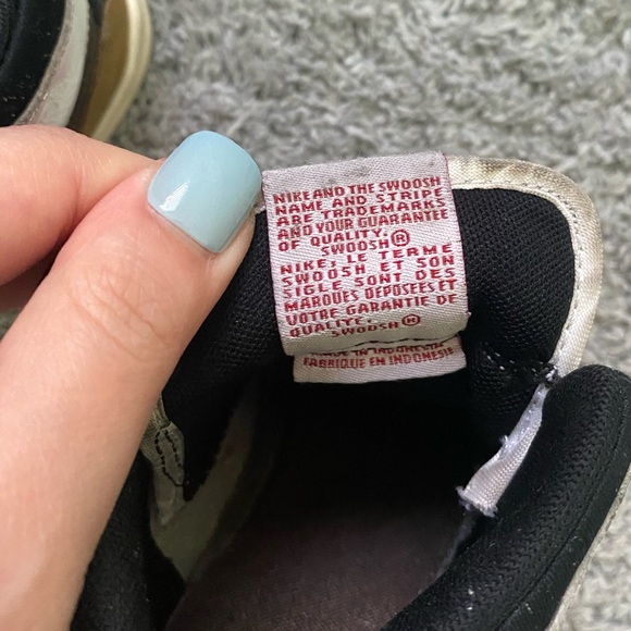 Toddler Nike Jordan Sneakers - Picture 3 of 15